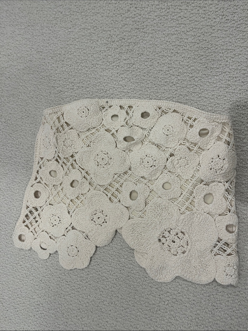 Lulu's Crochet Floral Lace Tube Top in Cream